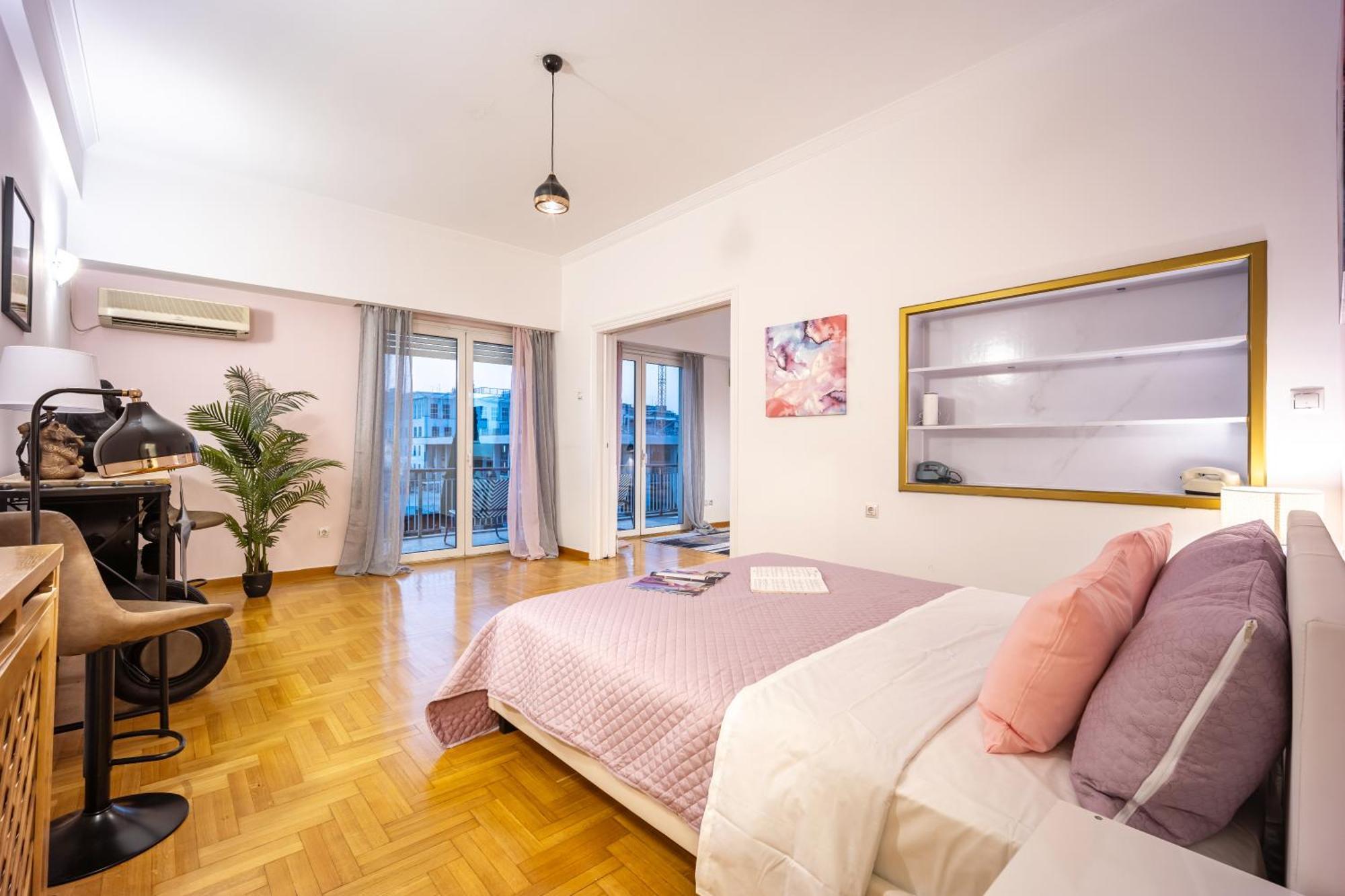Royal Embassy Apartmán Atény